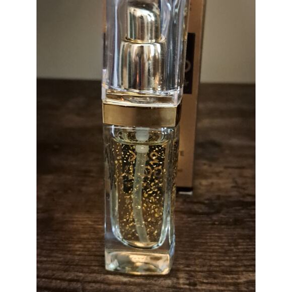 Nicka K New York 24K Gold Face Primer Hydrate Illuminate 1.01fl.oz/30mL - Picture 3 of 6